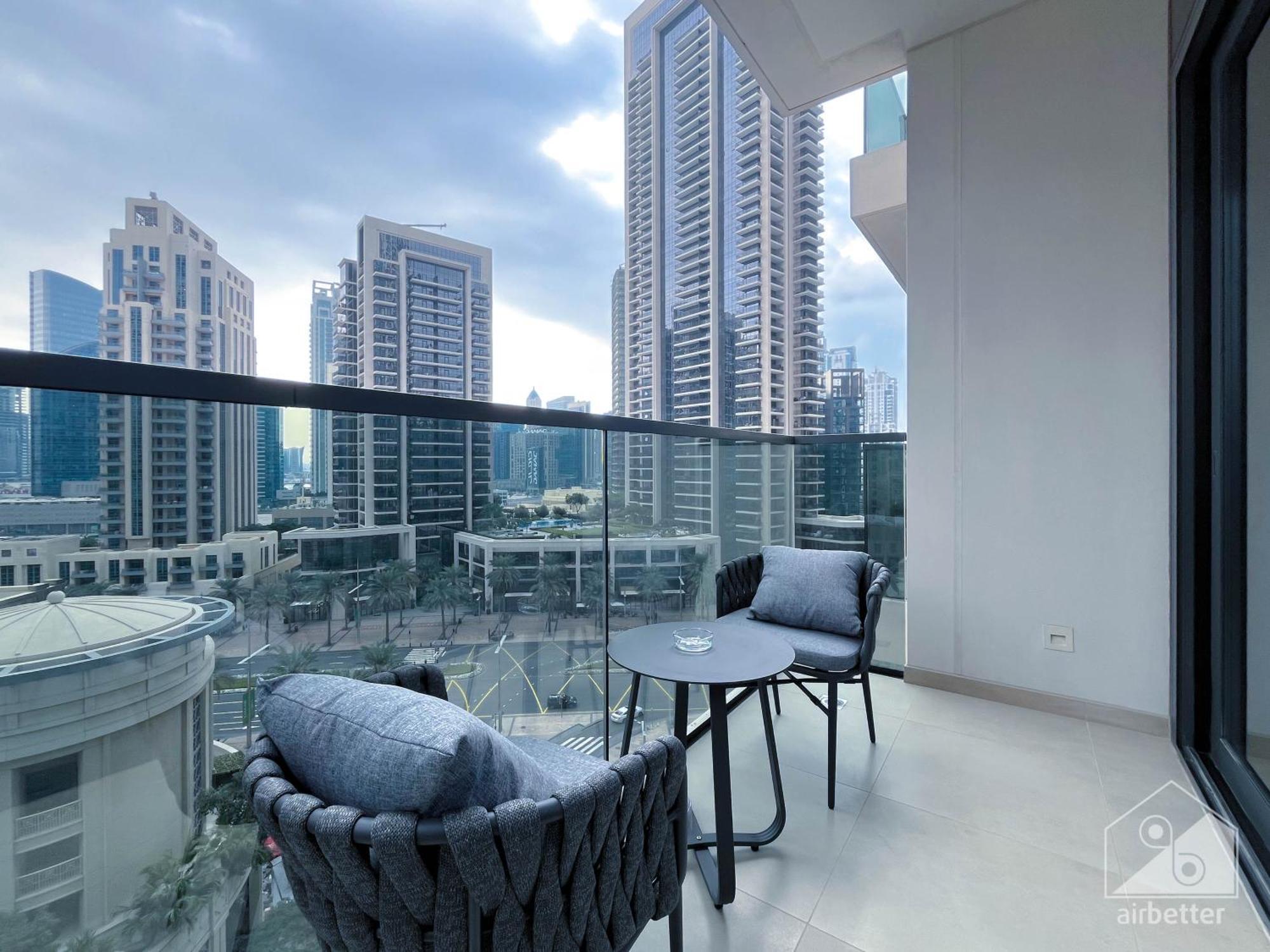 Luxurious 1b With Breathtaking Views Downtown Apartment *